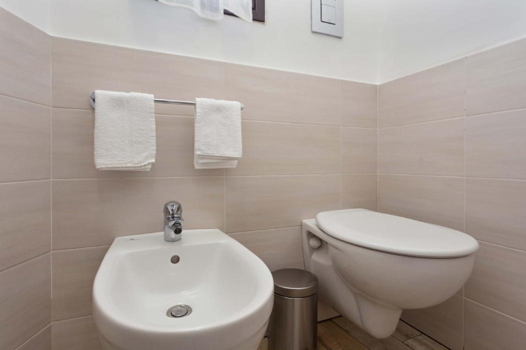 Centre Grotte Bianche 2 Apartment *